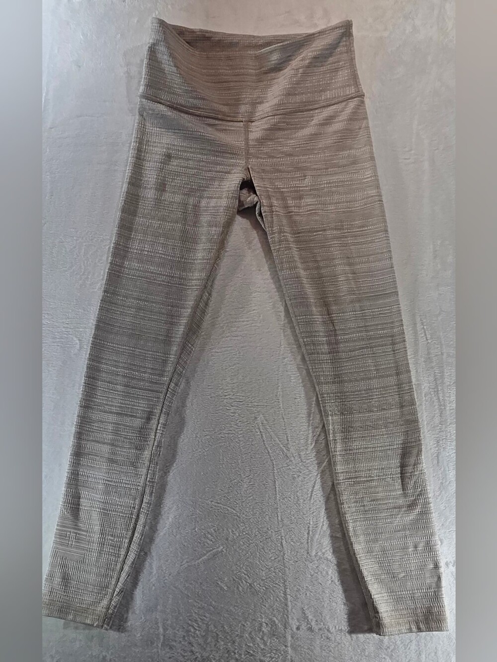 Athleta Salutation Women's Gray Striped High Rise Ankle Leggings M 24" - 0080